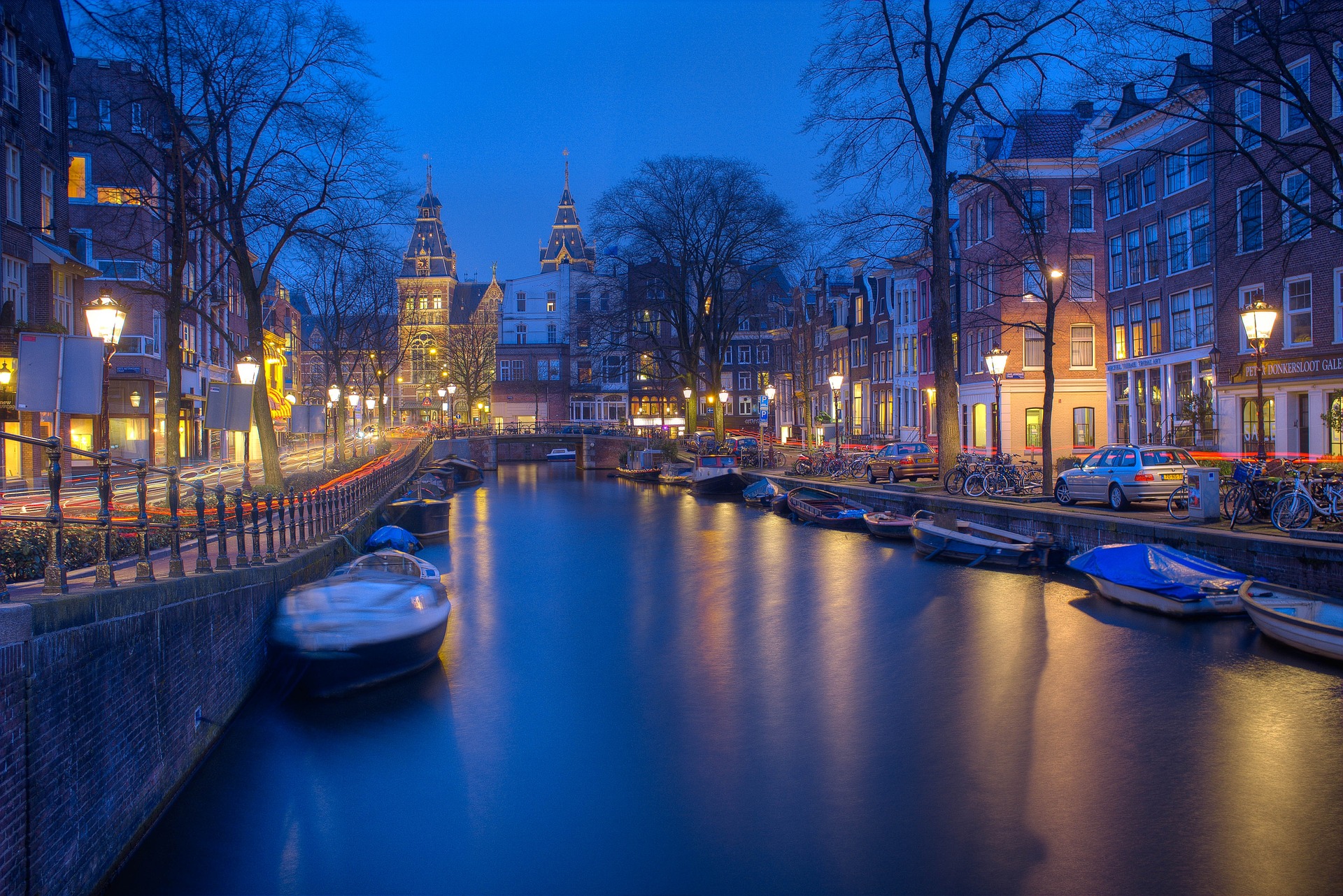 Business Class Flights to Amsterdam